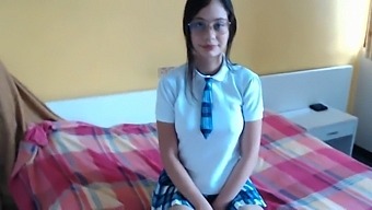 My Cousin'S Naughty Behavior Caught On Camera: First Time For Oral Pleasure