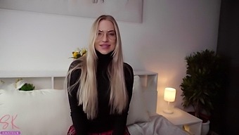 Amateur Video Of A Hot Dude Ejaculating On A Naughty Coed'S Face