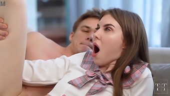 Experience The Ultimate Pleasure With Cumming On Anime Girl