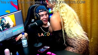 Andressa Sanchez Seduces Ruan, Showcasing Her Butt And His Manhood - Podcast Pápum No Barraco - Sheer/Red